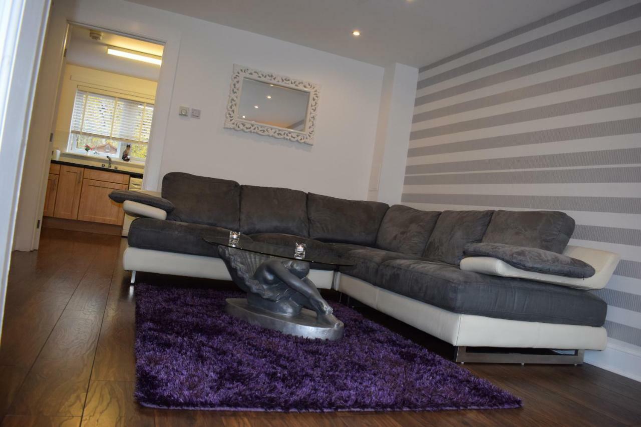 Silverburn New House With Free Parking And Nice Garden Glasgow Exterior foto